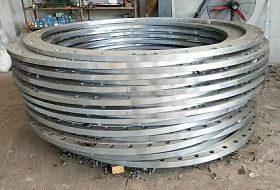 日照不锈钢法兰厂家 钢铁材料的选择与产业优势